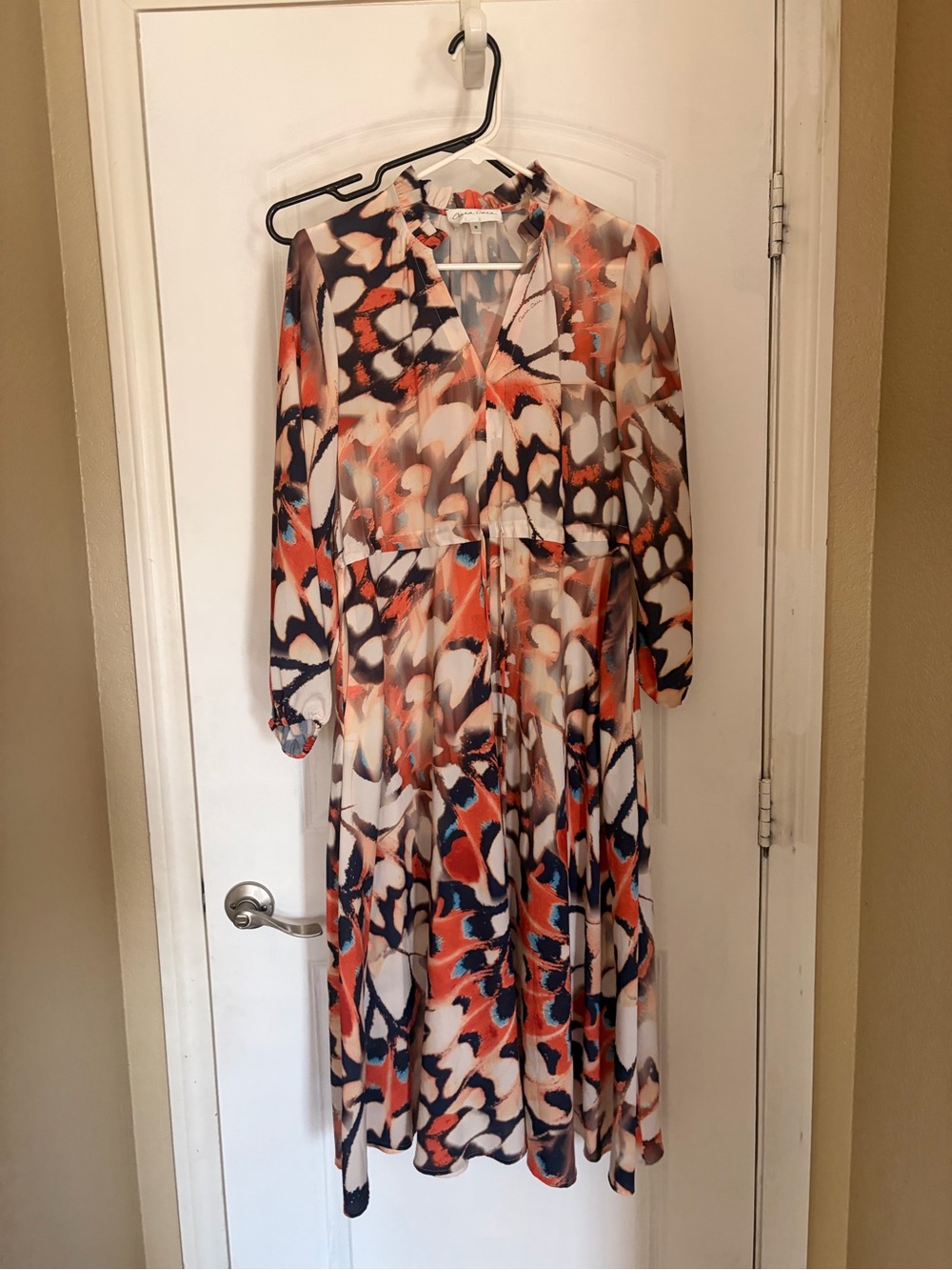 Cara Cara Floral Print Midi Dress